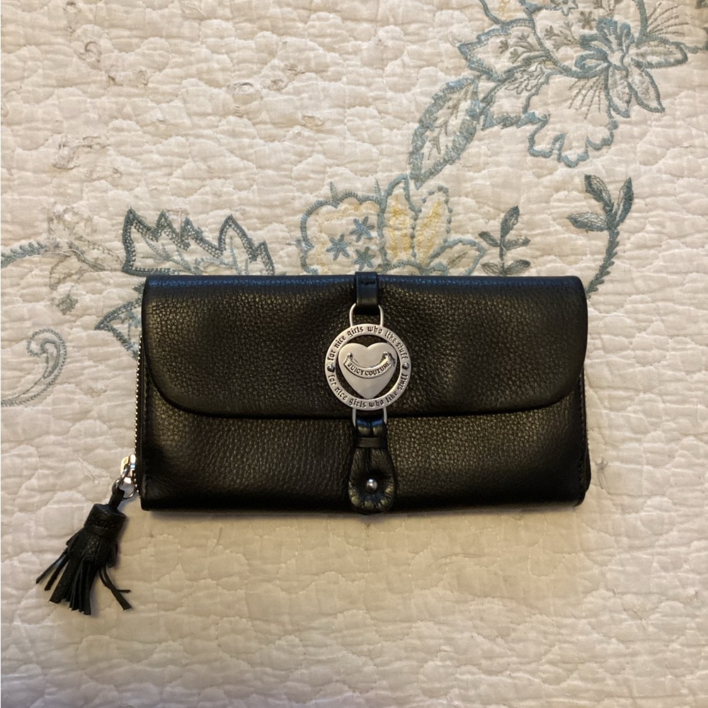 Juicy Couture Black Leather Clutch Wallet